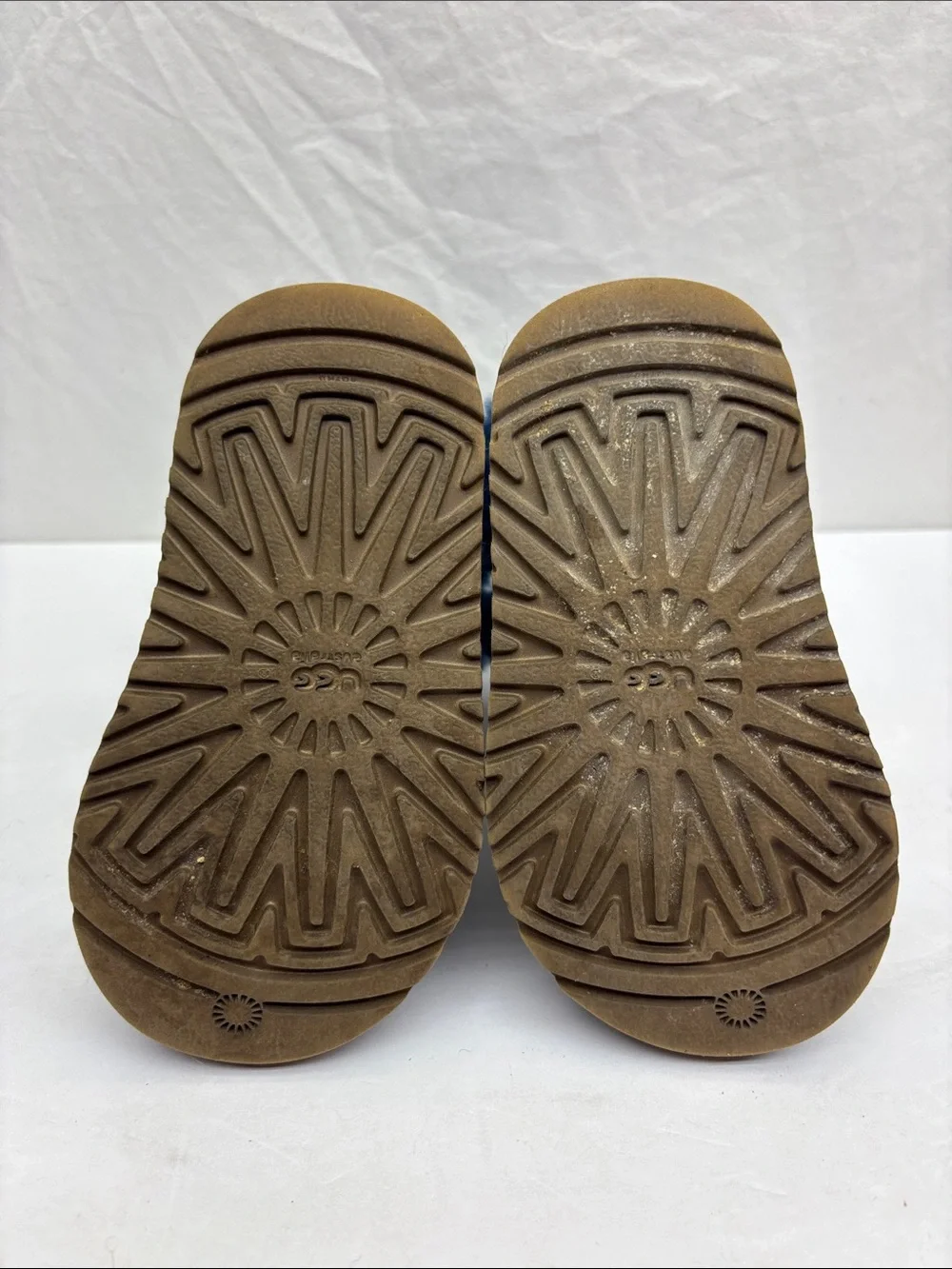 Kids Navy Bailey Button boots, SZ 7 for baby, box 72